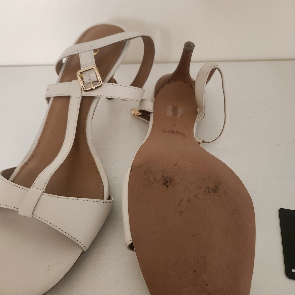 Coach T-Strap White Sandal Heel - Picture 4 of 6